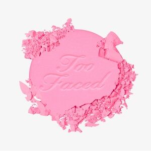 Cloud Crush Blurring Blush- Too faced